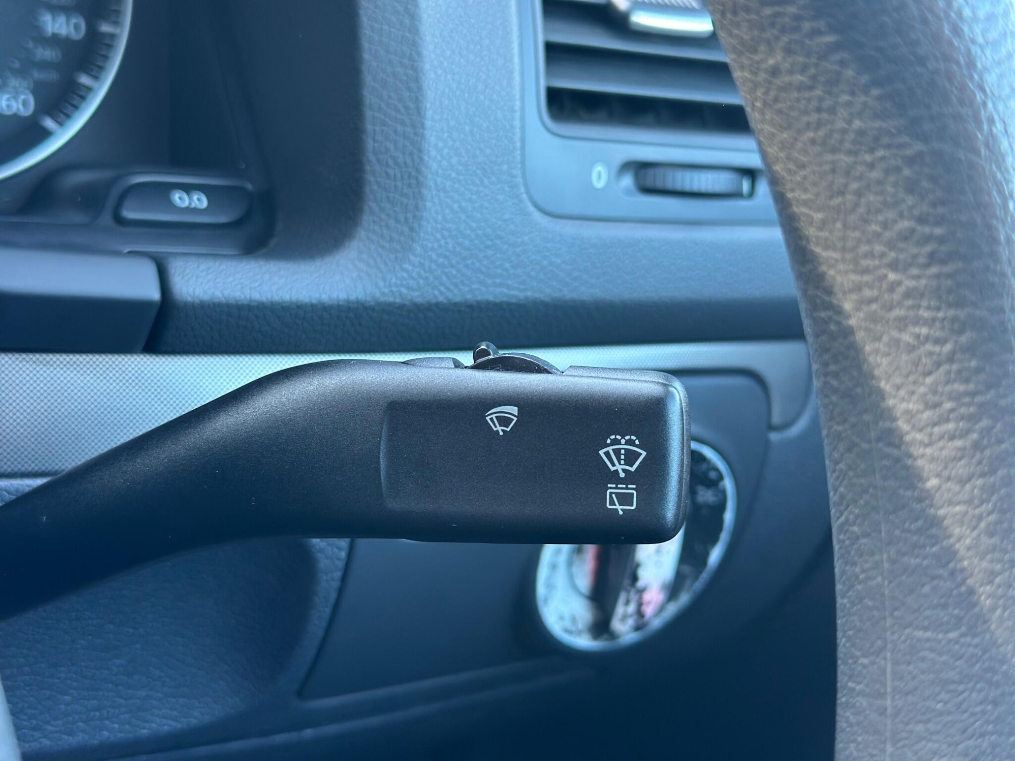 Volkswagen Golf view 27