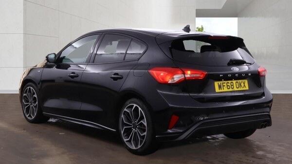 Ford Focus view 5