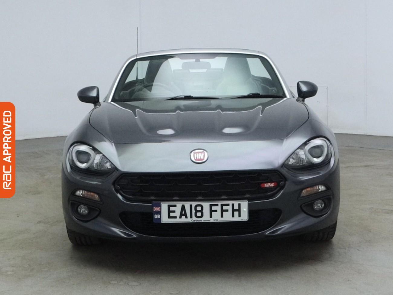 Fiat 124 Spider view 7
