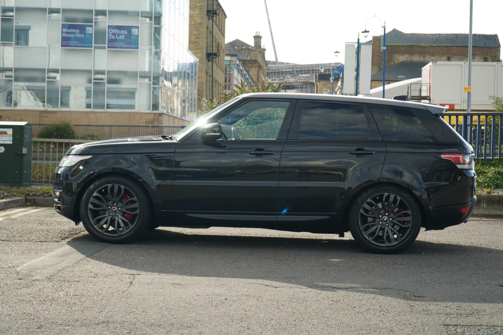 Land Rover Range Rover Sport view 8
