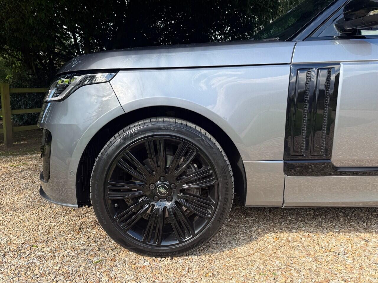 Land Rover Range Rover view 27