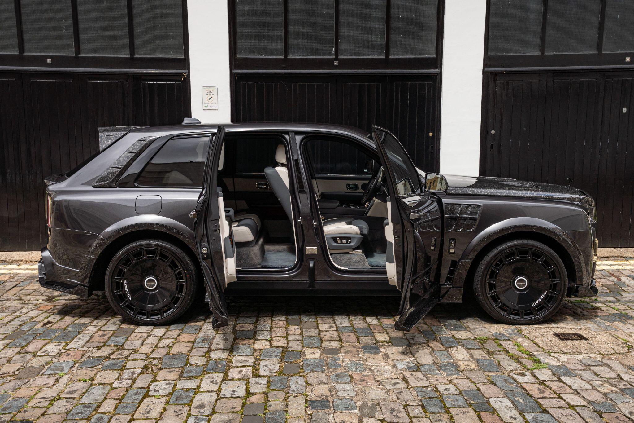 Rolls-Royce Cullinan view 20