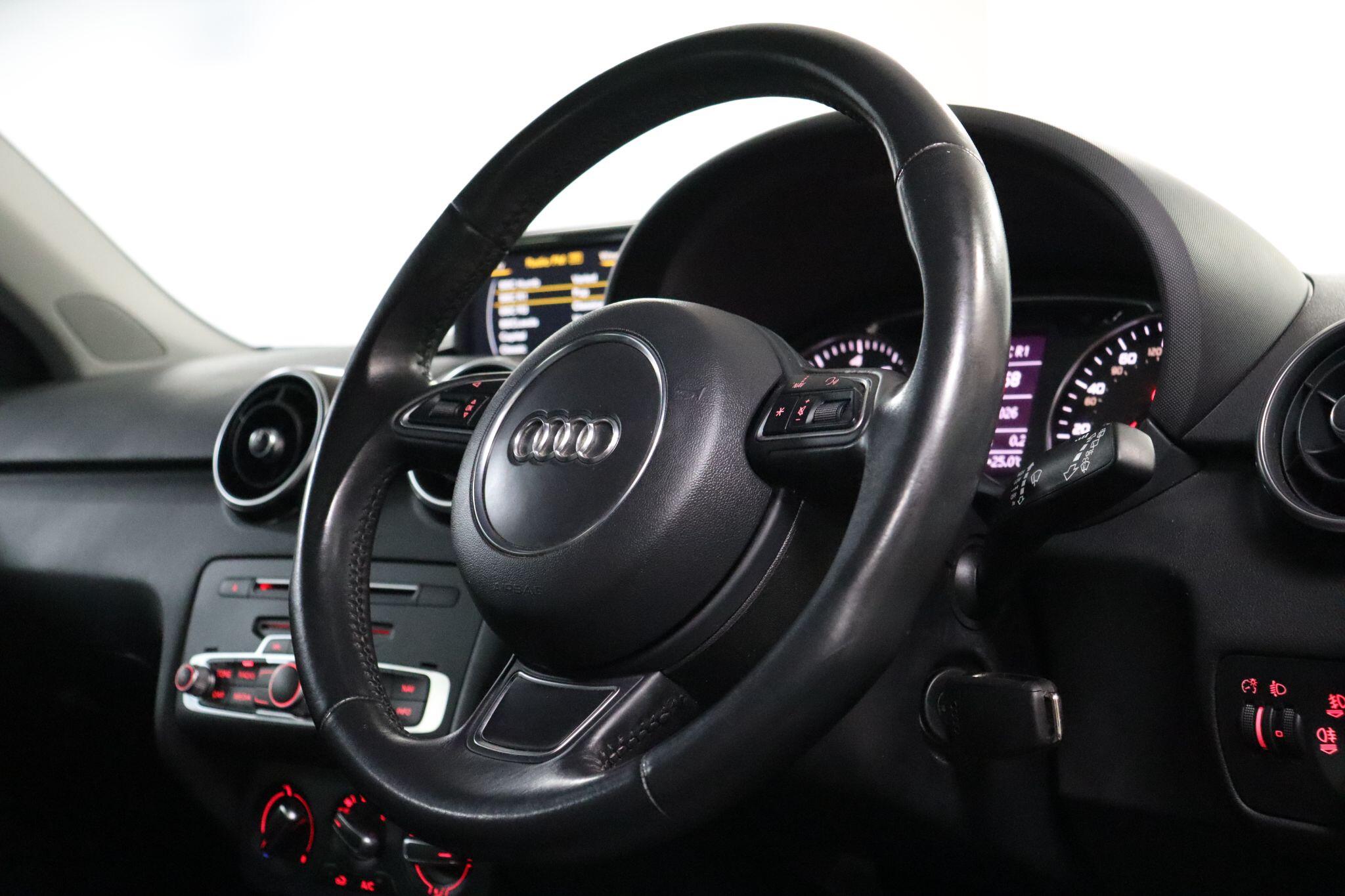 Audi A1 view 11