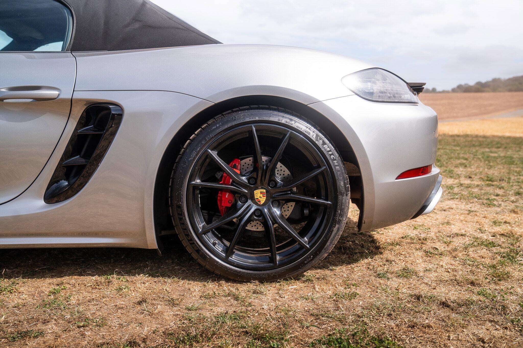 Porsche 718 Boxster view 21