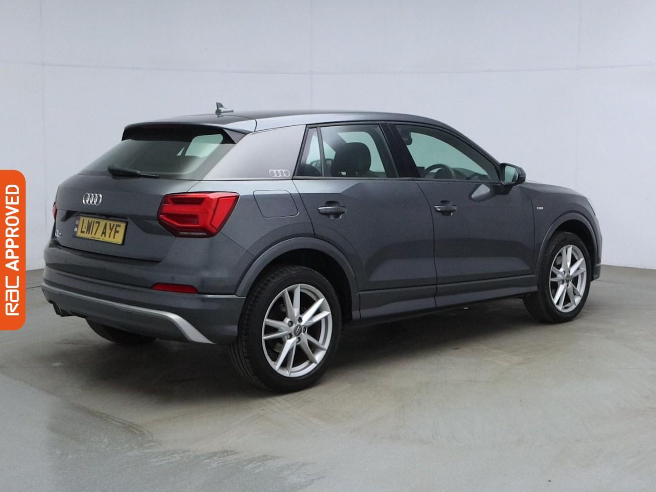 Audi Q2 view 28