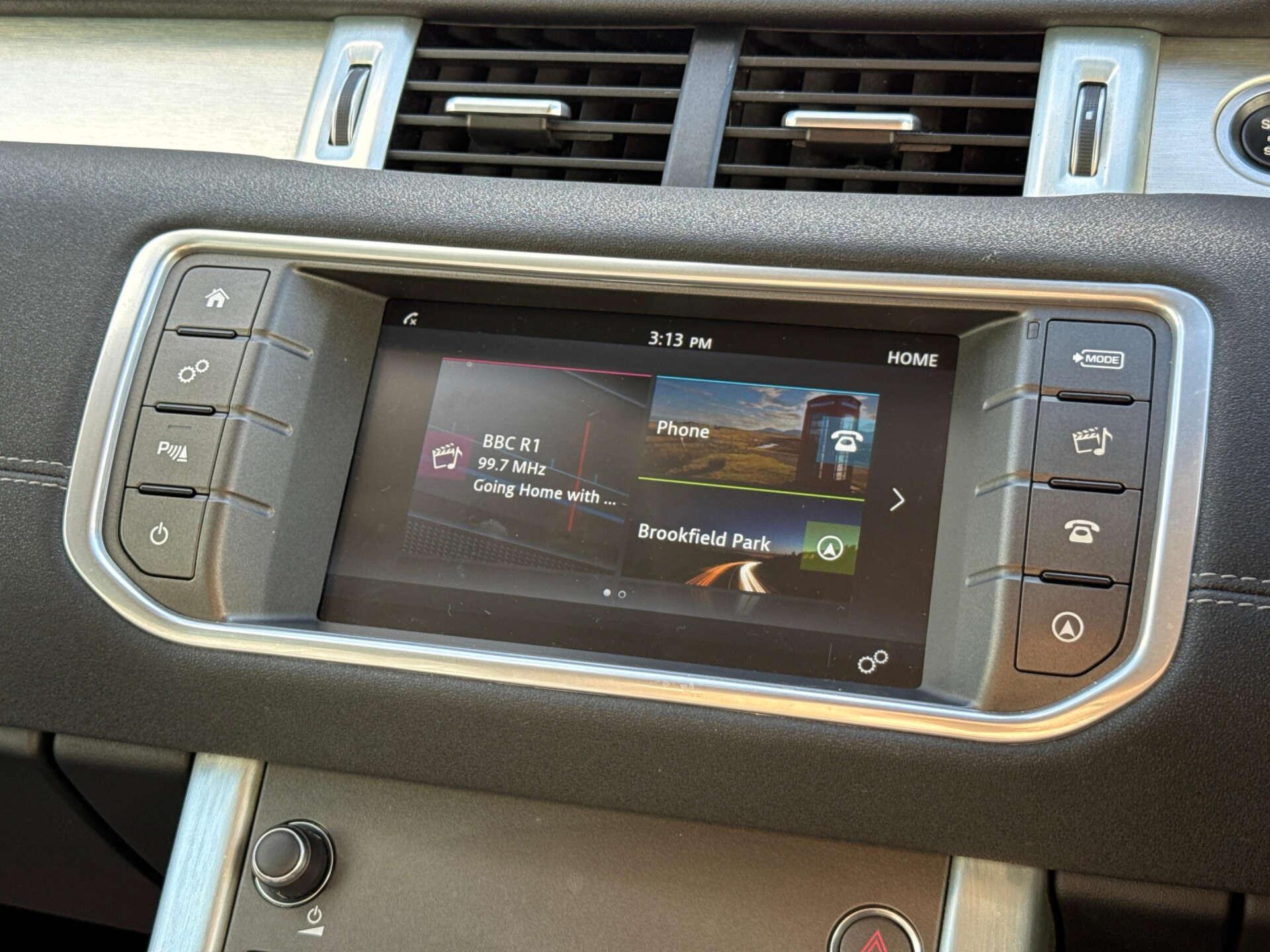 Land Rover Range Rover Evoque view 52