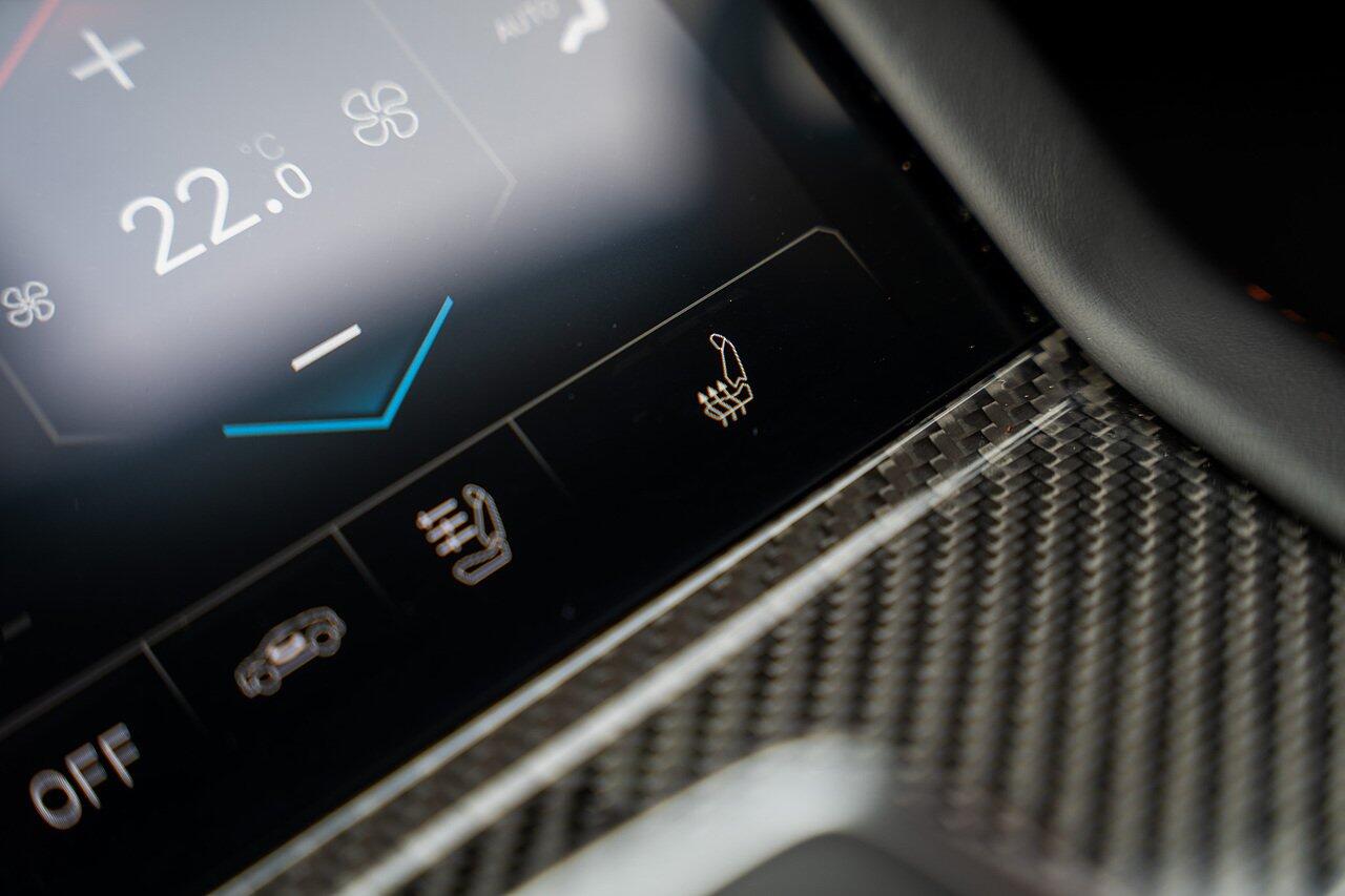 Lamborghini Urus view 76