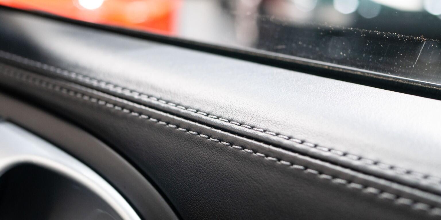 Porsche 911 view 41