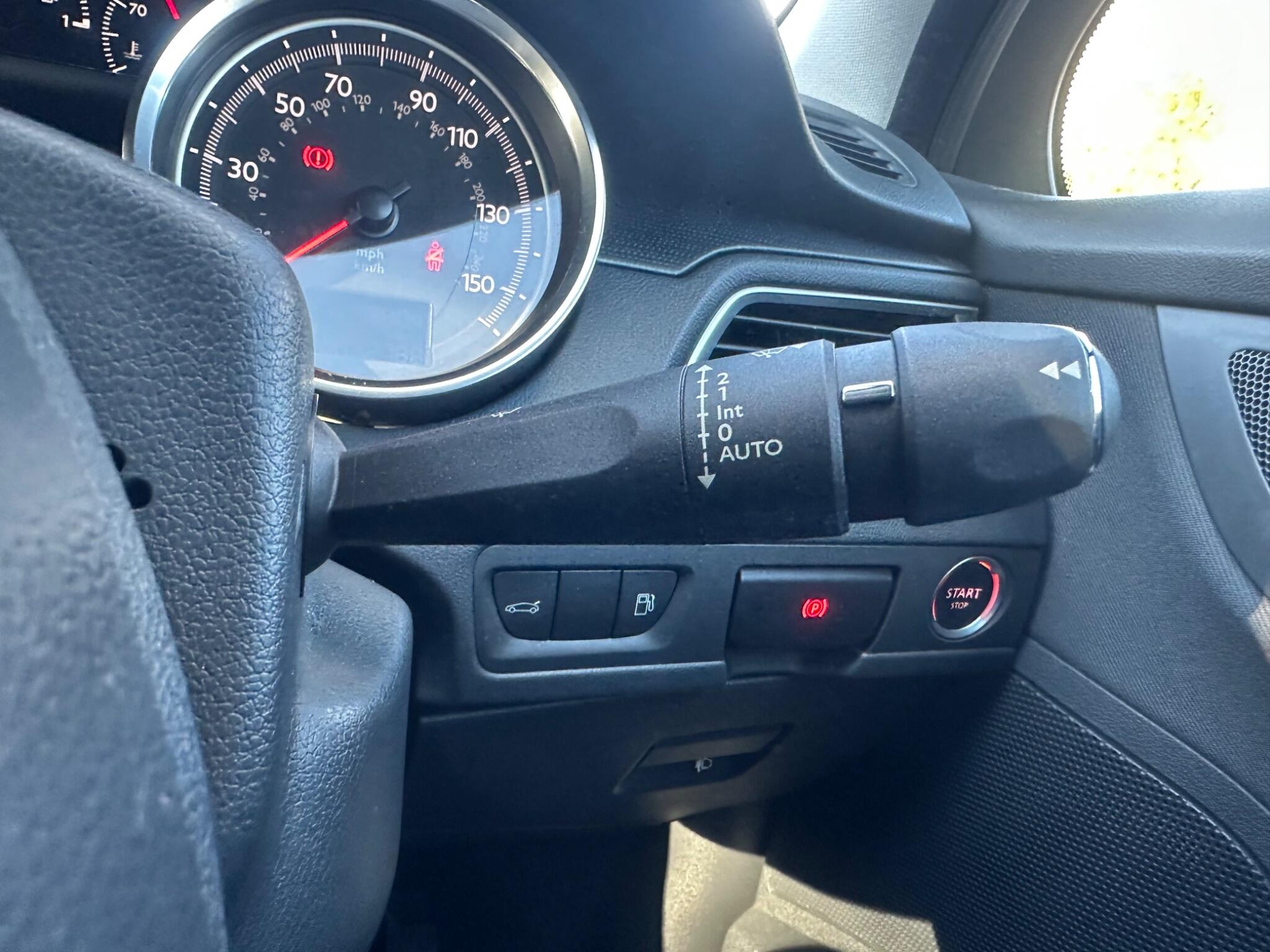 2012 Peugeot 508 image 22