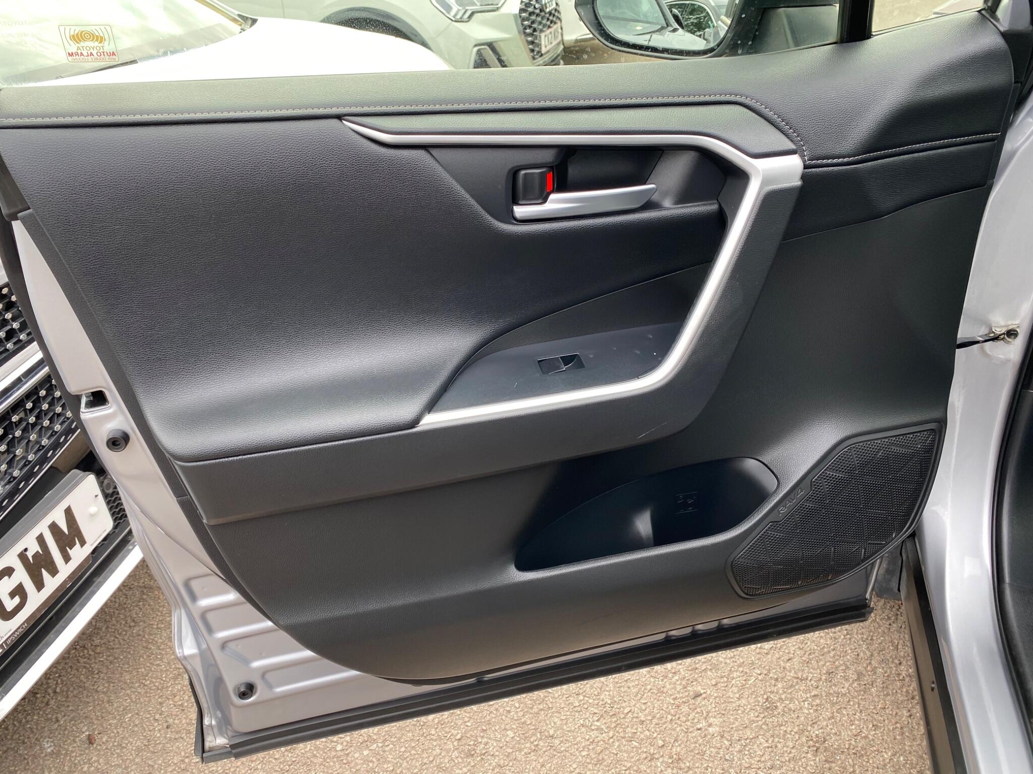 Toyota Rav4 view 37
