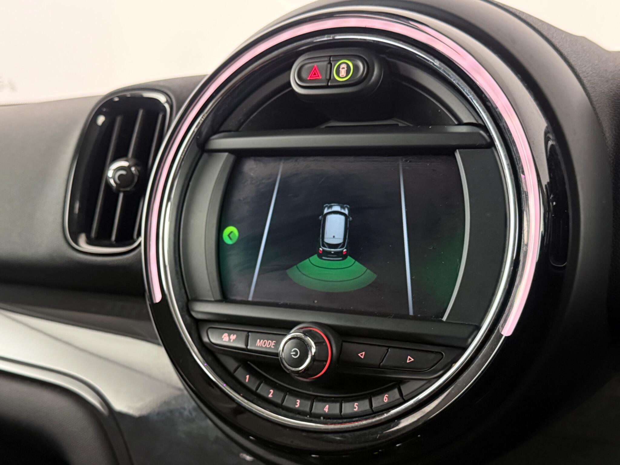 Mini Countryman view 25