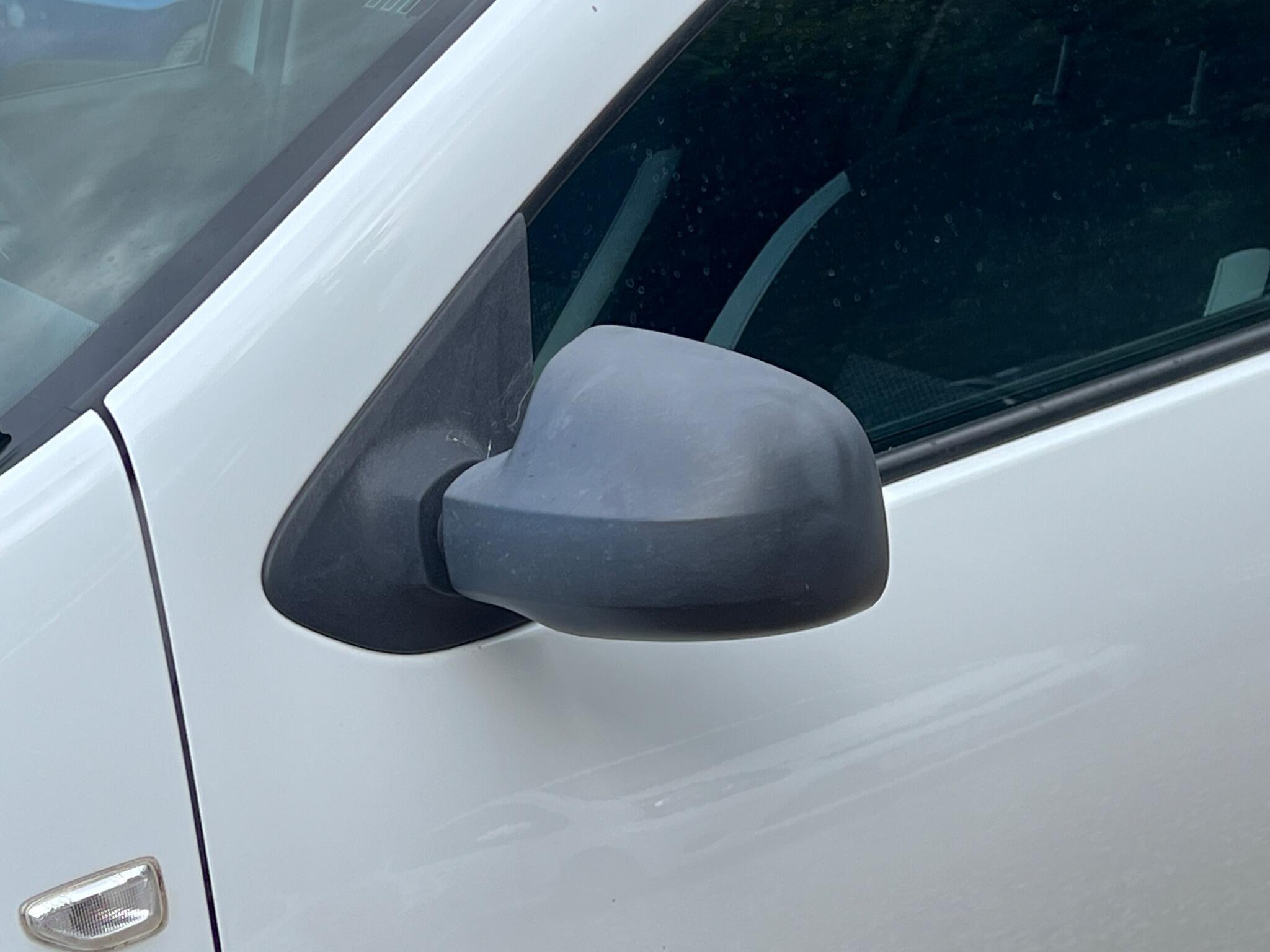 Dacia Logan MCV view 16