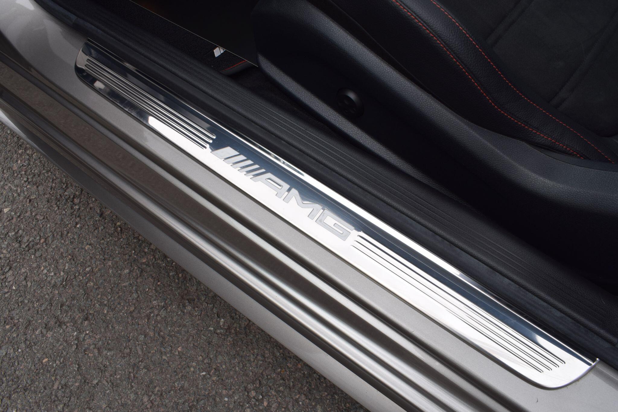Mercedes-Benz C Class view 27