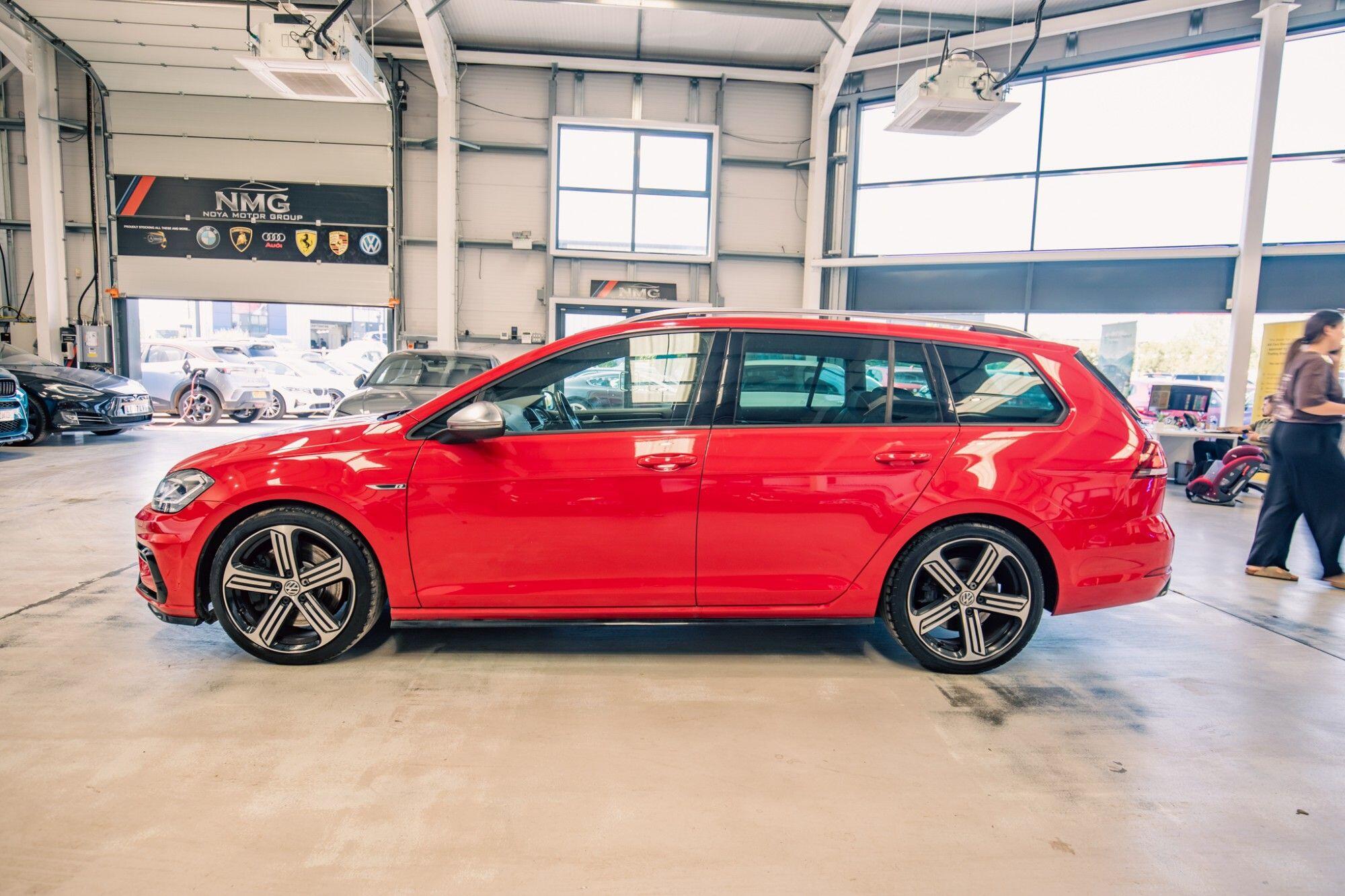 Volkswagen Golf view 30