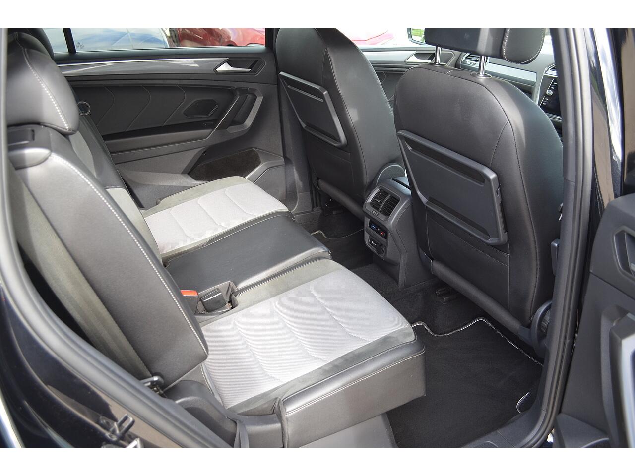 Volkswagen Tiguan Allspace view 23