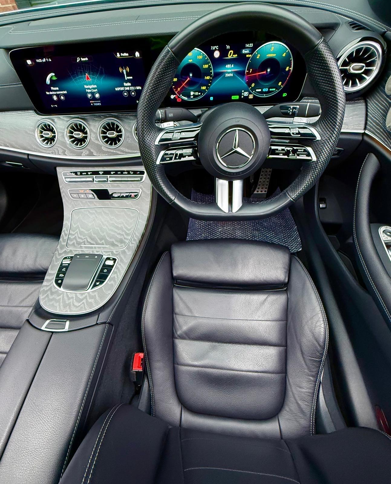 Mercedes-Benz E-Class view 70