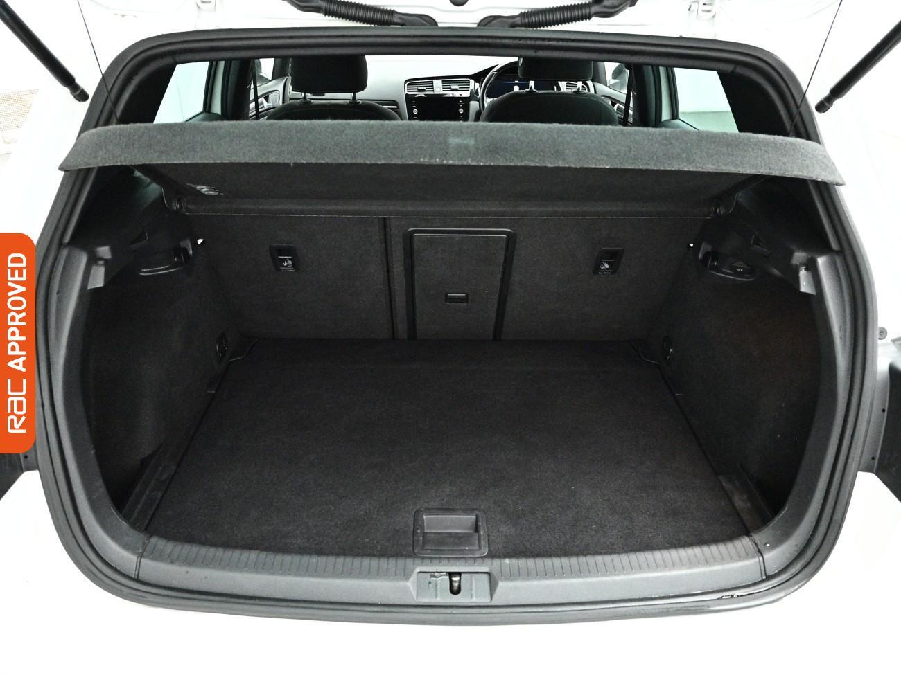 Volkswagen Golf view 27