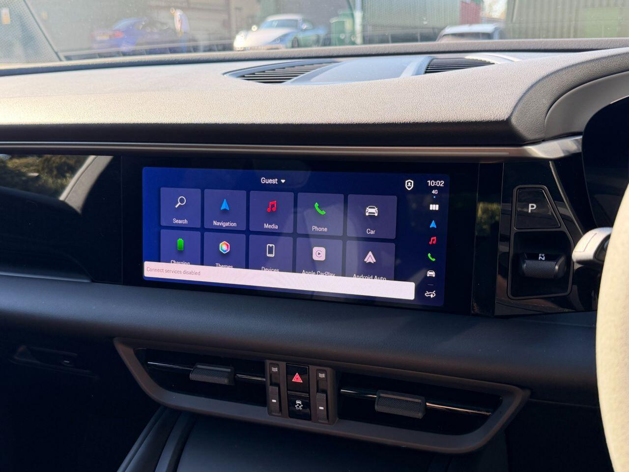 Porsche Macan view 39