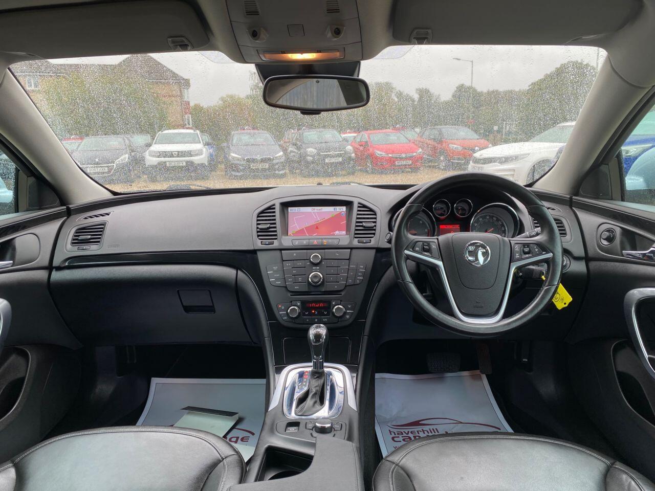 Vauxhall Insignia view 11