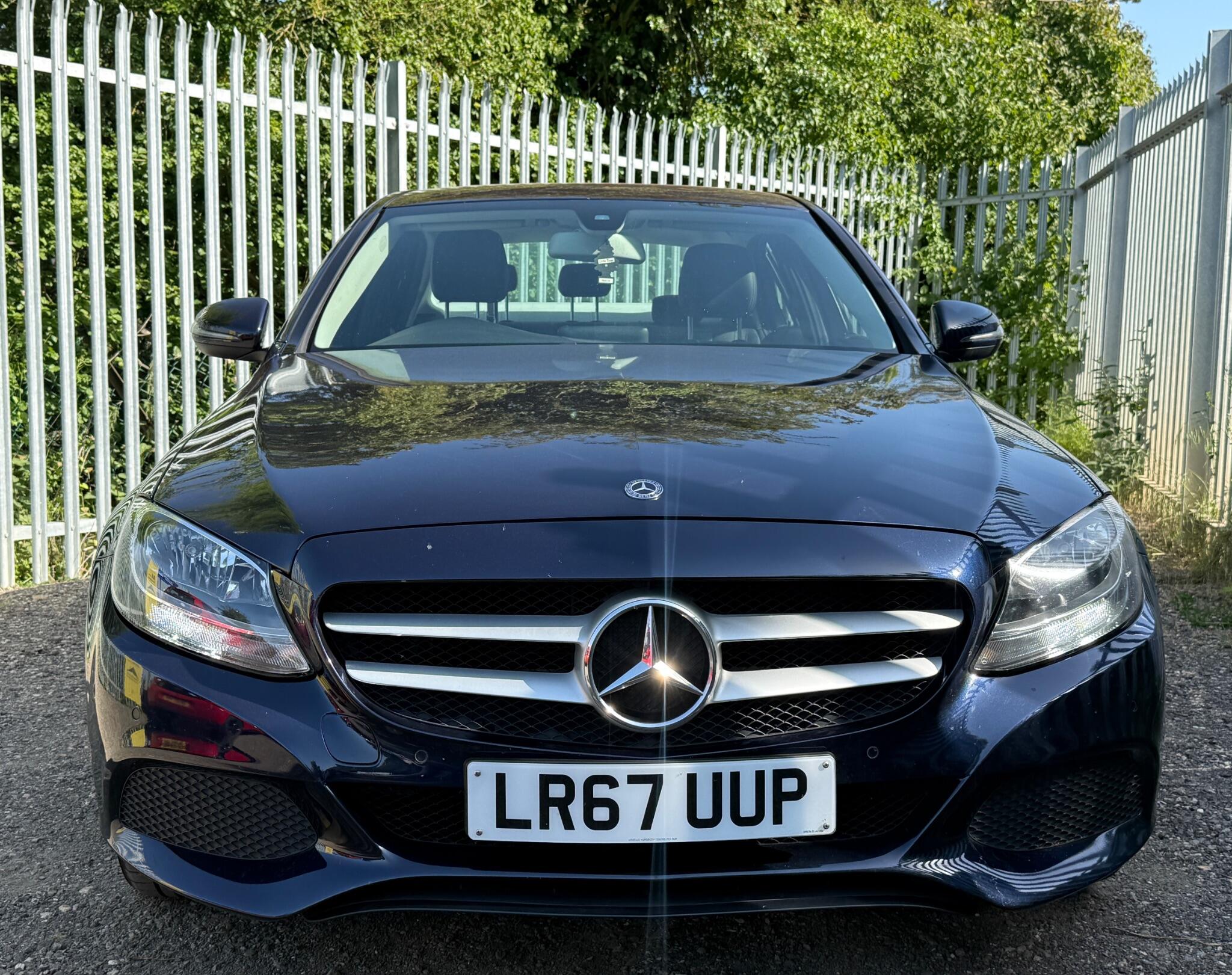 2017 Mercedes-Benz C Class image 9