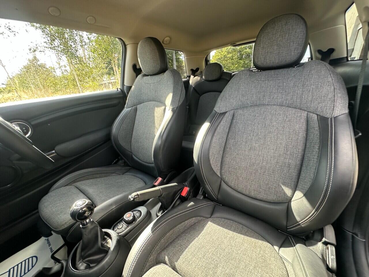 Mini Hatch view 30