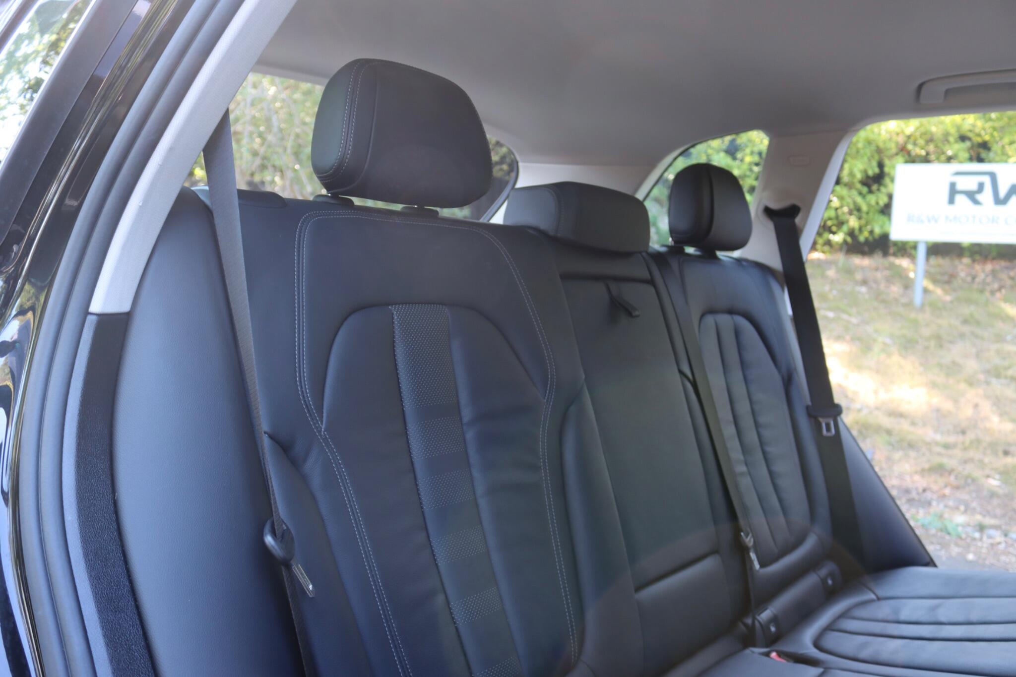 BMW X5 view 12