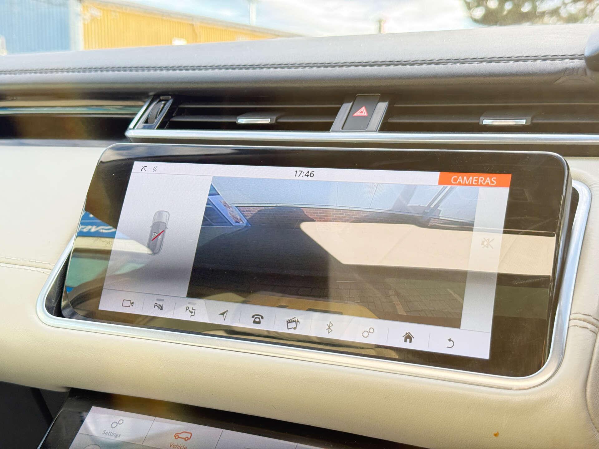 Land Rover Range Rover Velar view 68