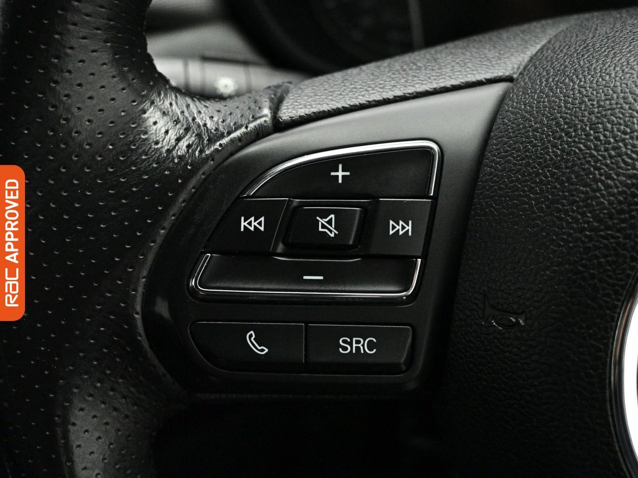 MG MG5 view 22