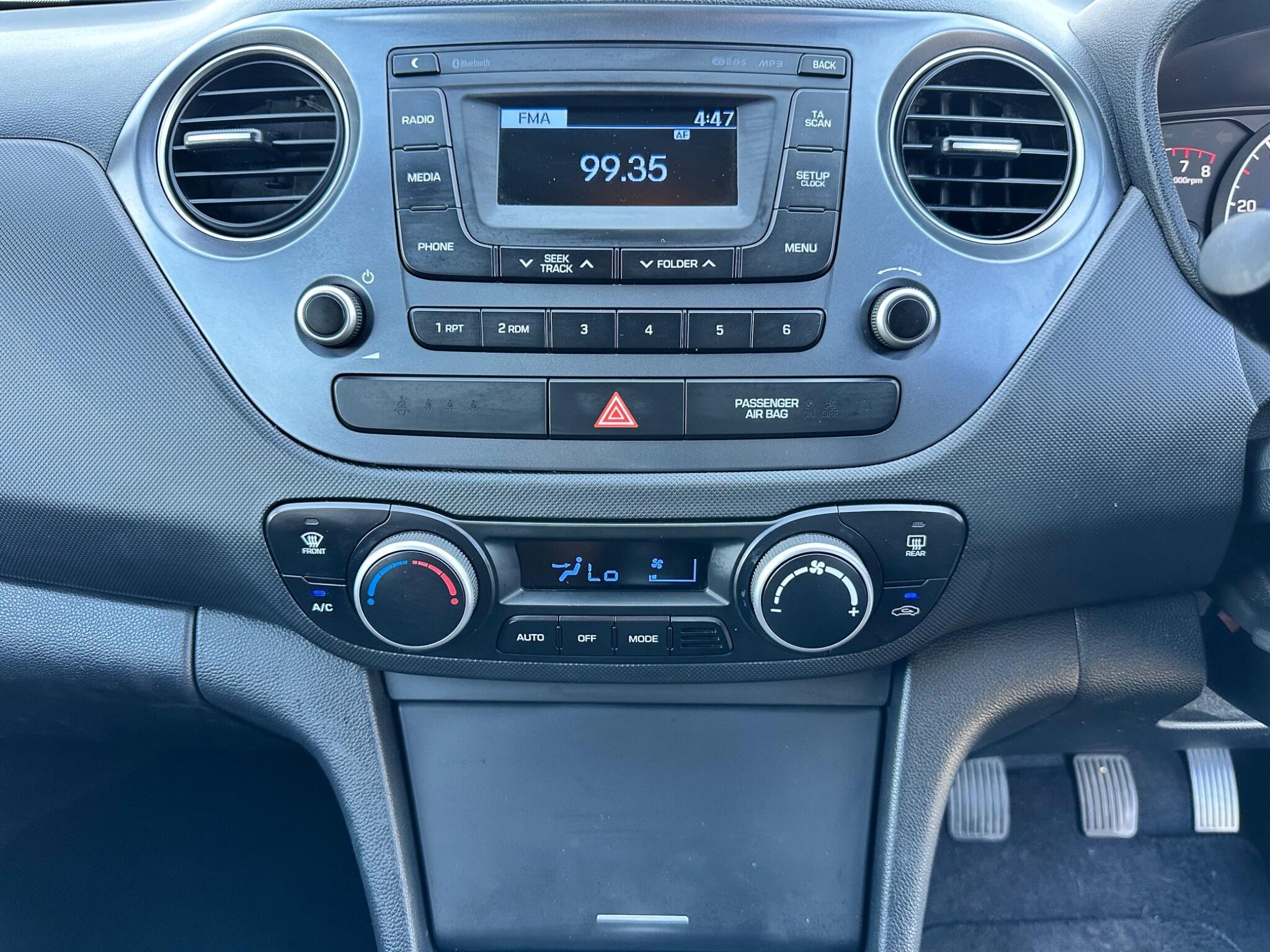 Hyundai I10 view 19
