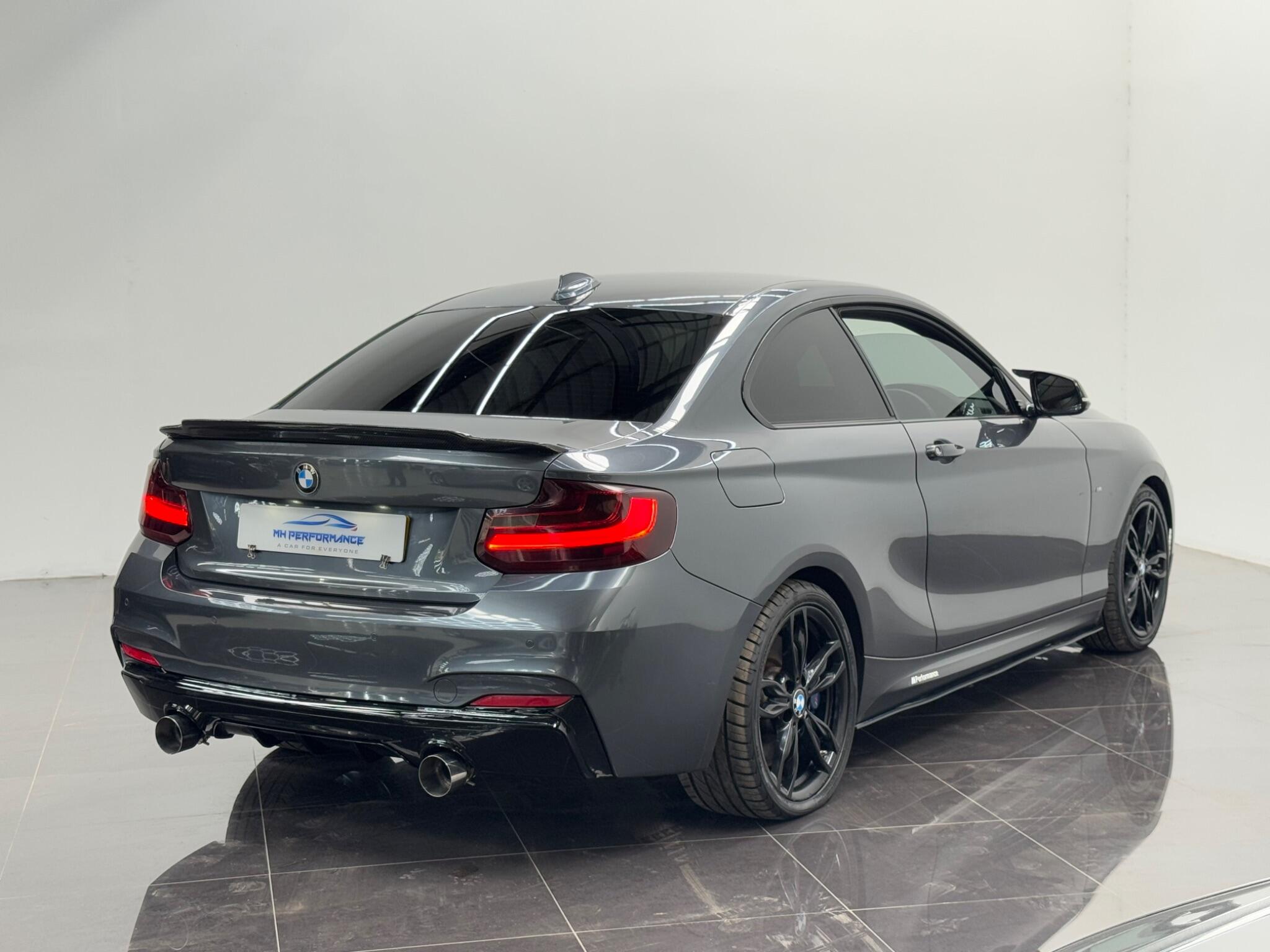 BMW 2 Series view 70