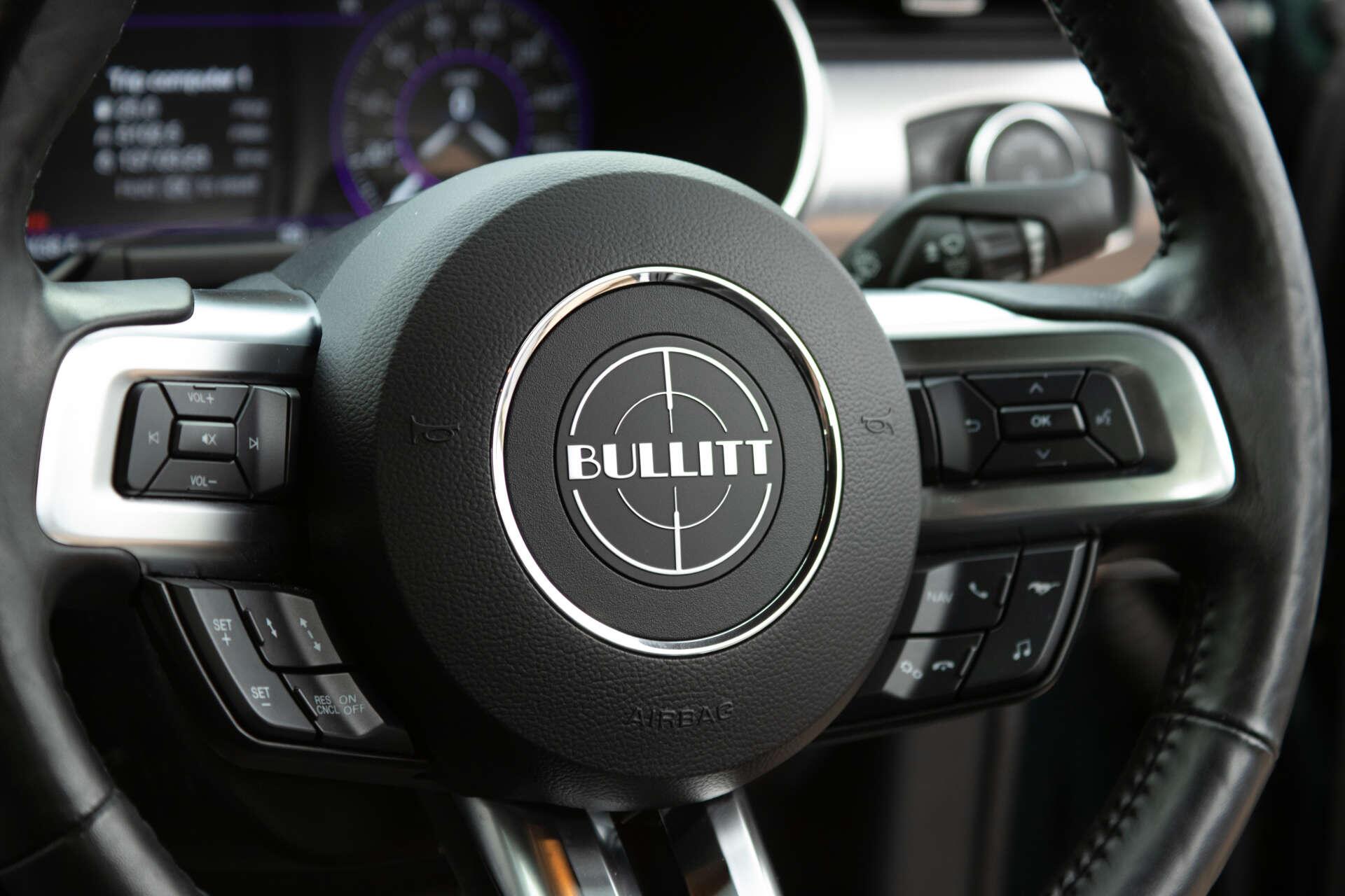 Ford Mustang view 57