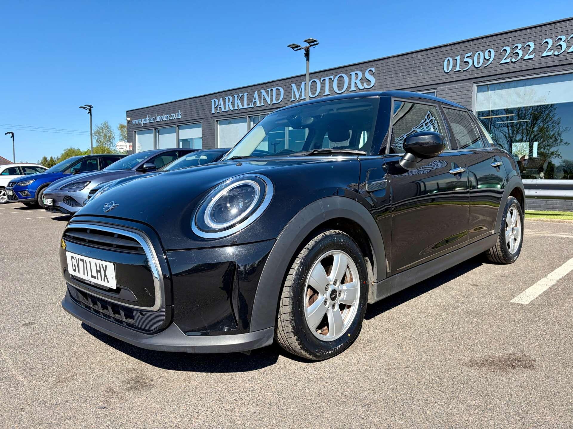 Mini Cooper view 4