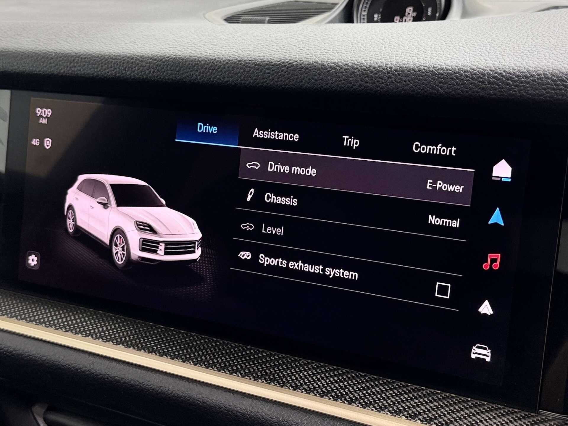 Porsche Cayenne view 56