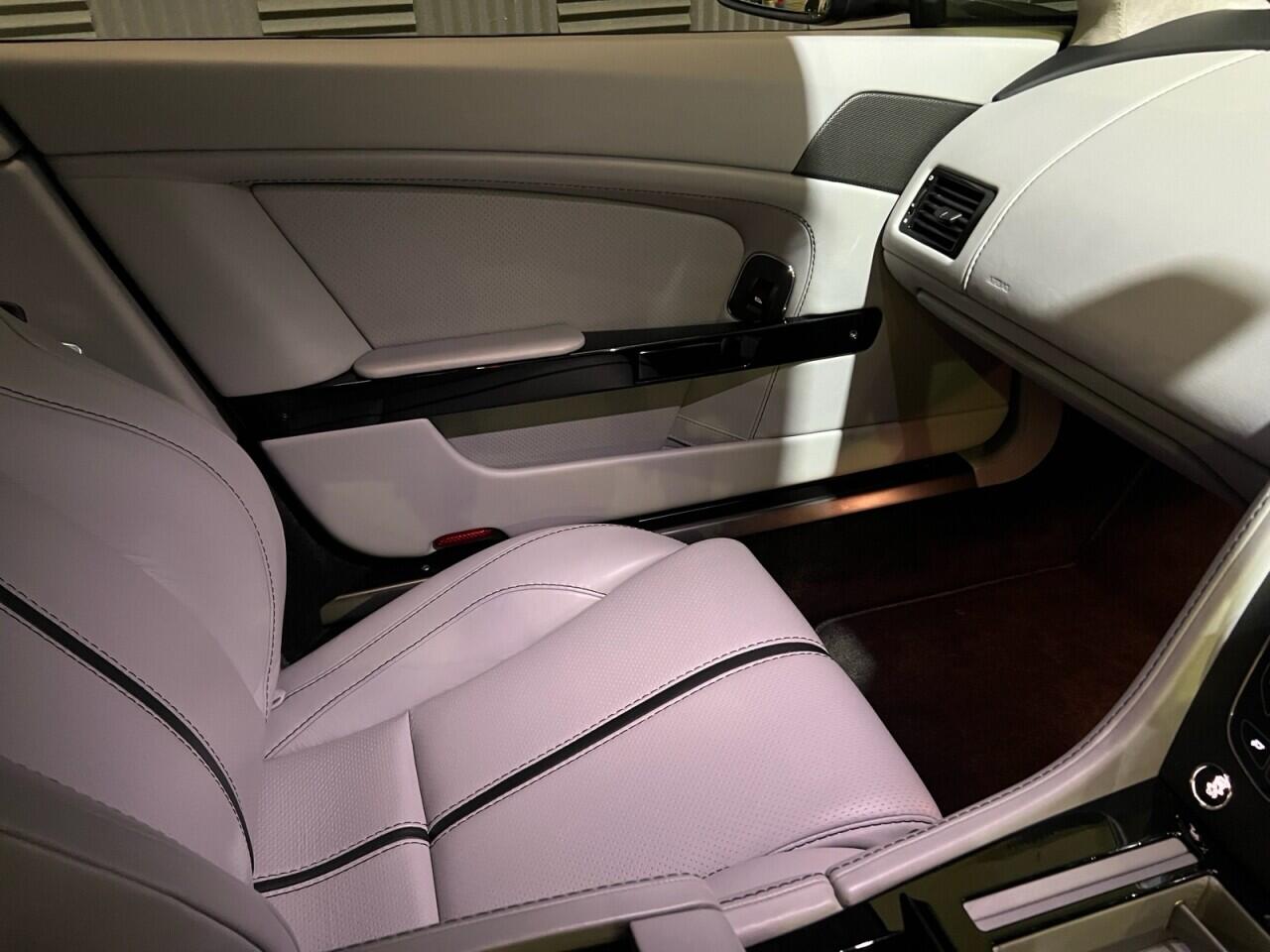 Aston Martin Vantage view 10