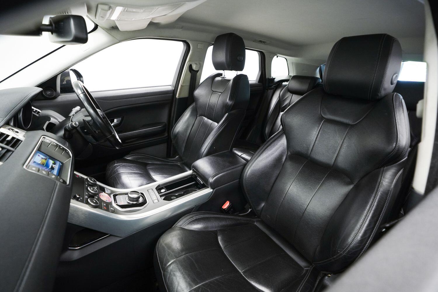 Land Rover Range Rover Evoque view 23