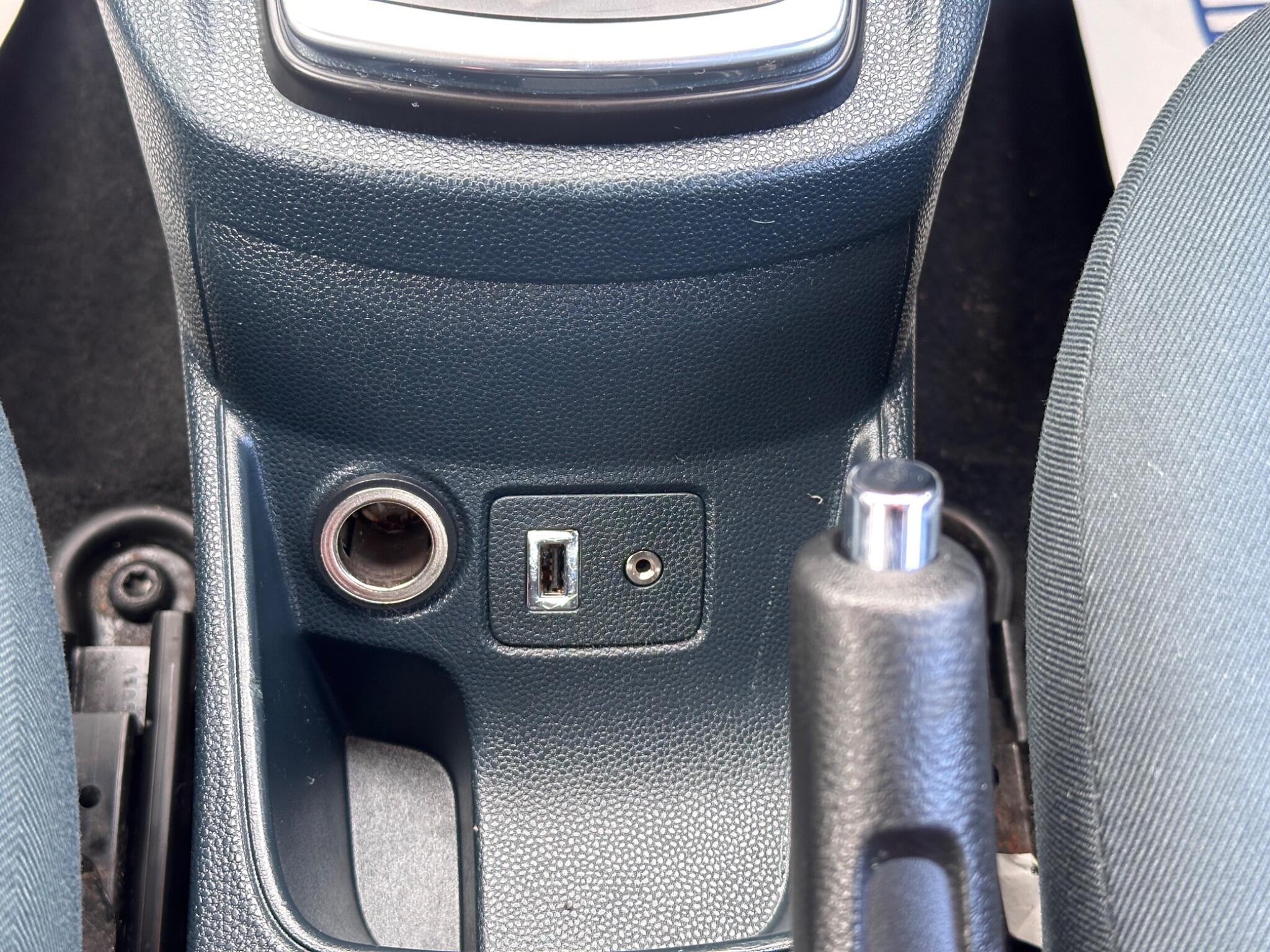Ford Fiesta view 40