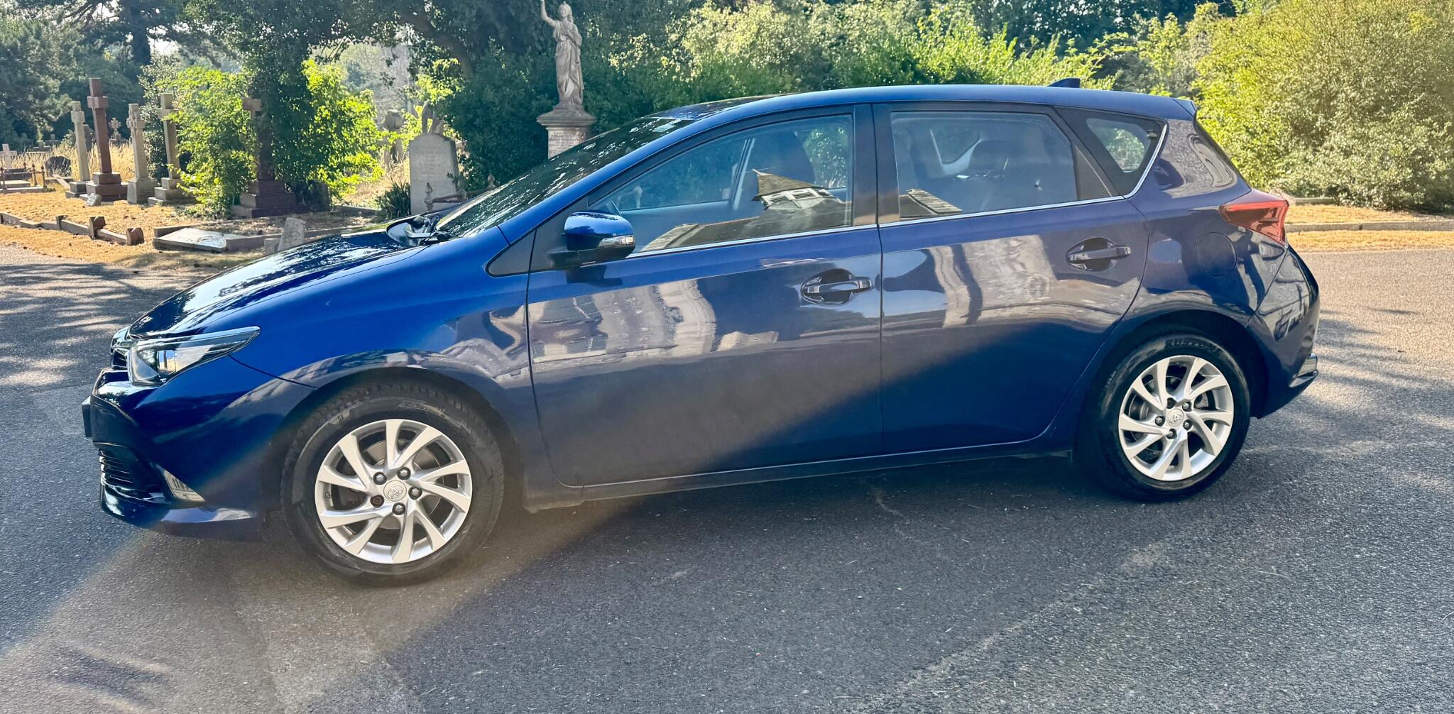Toyota Auris view 14