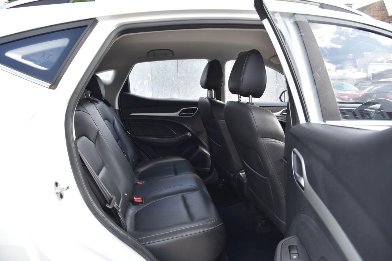 MG MG ZS view 26