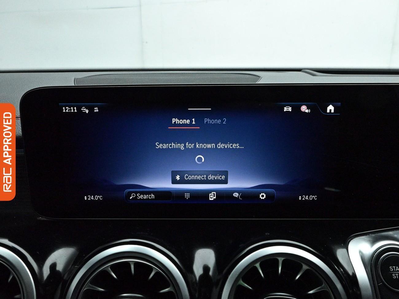 Mercedes-Benz EQB view 23