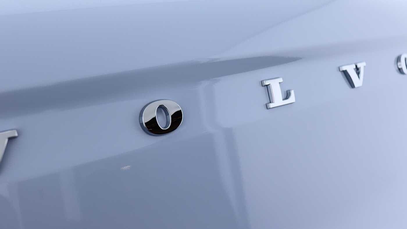 Volvo XC40 view 15