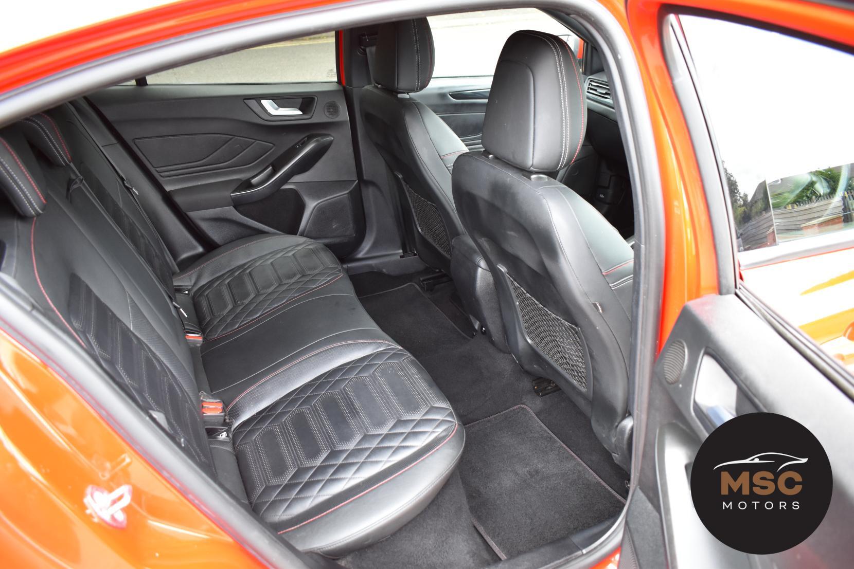 Ford Focus view 37