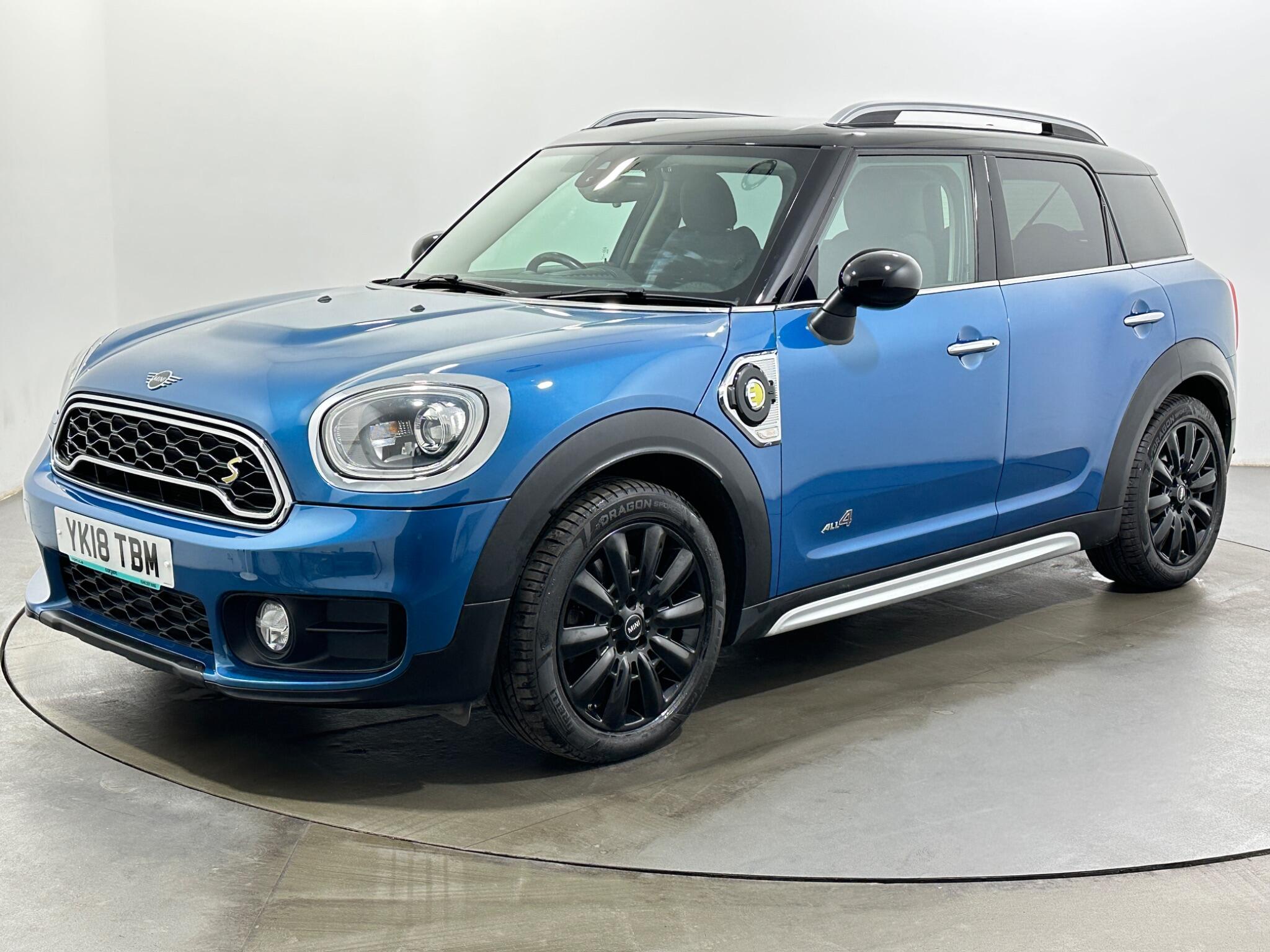 Mini Countryman view 4