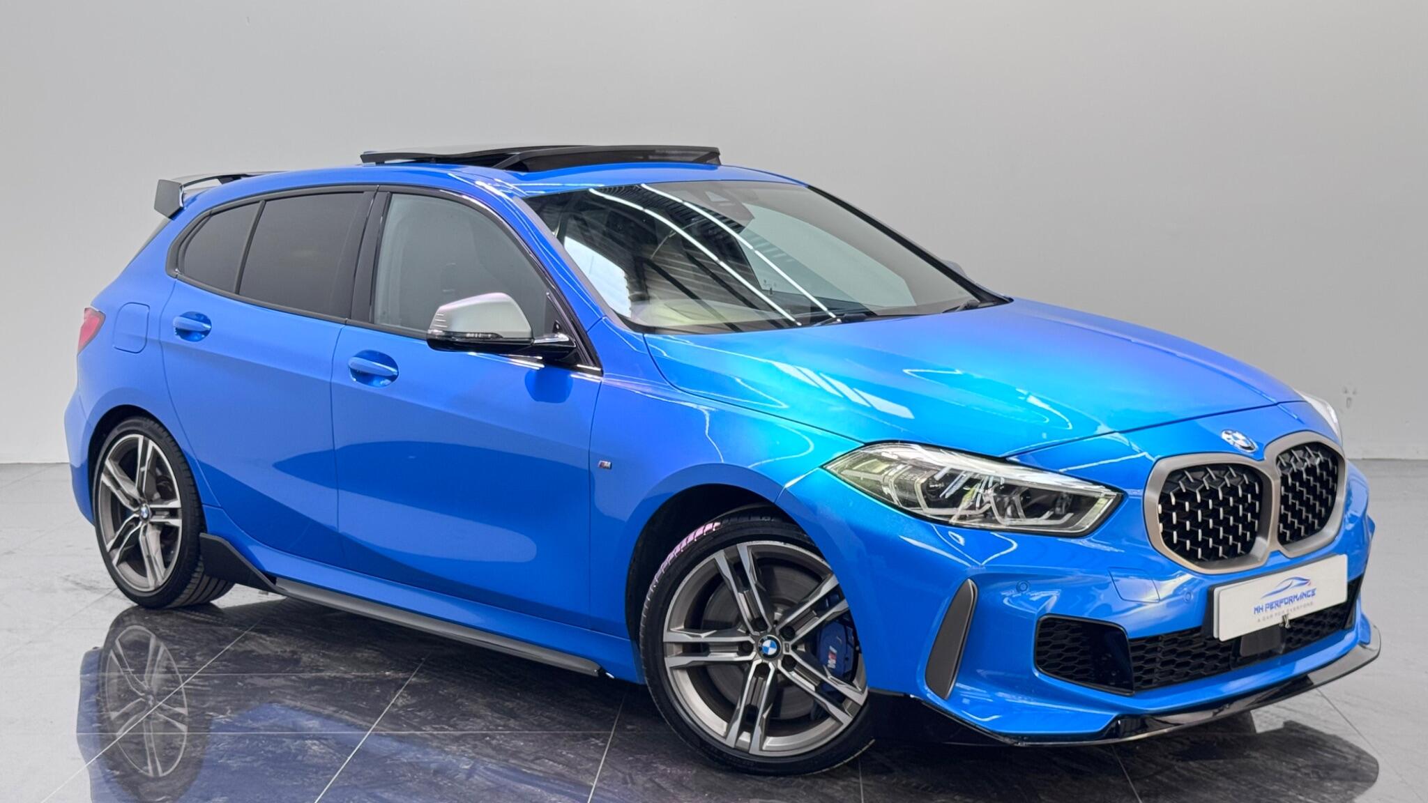 BMW 1 Series view 3