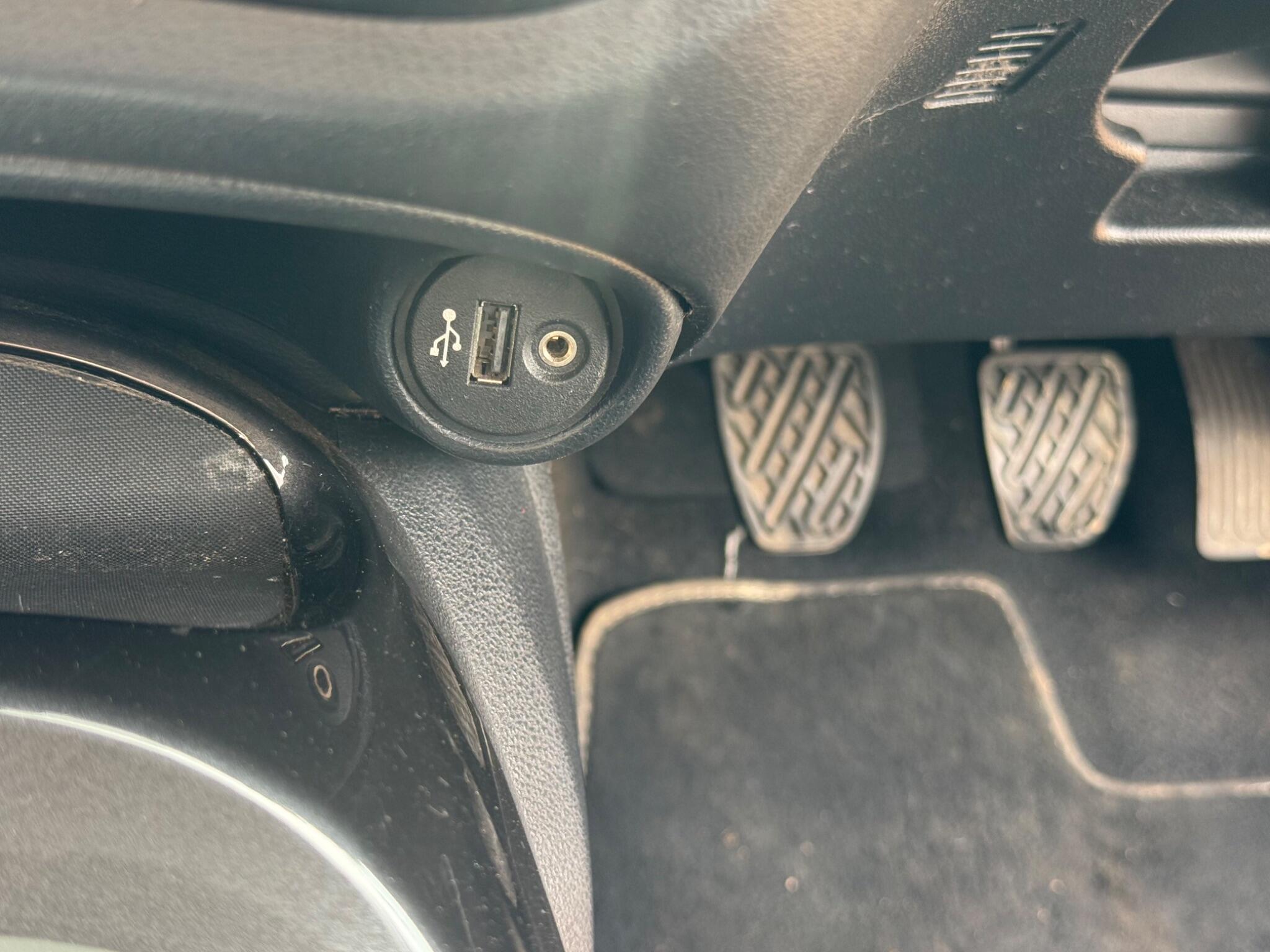 Nissan Juke view 27