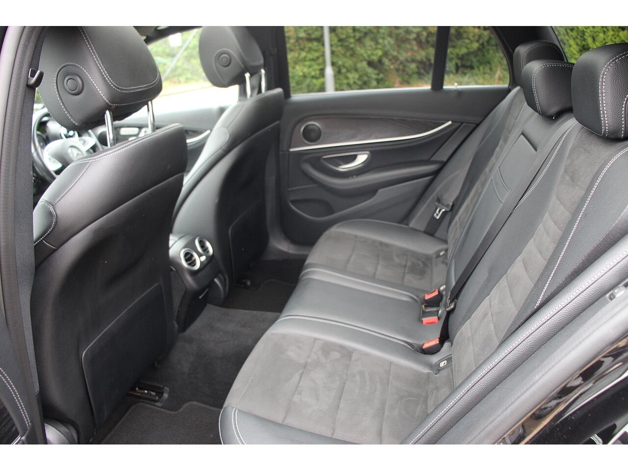Mercedes-Benz E Class view 19