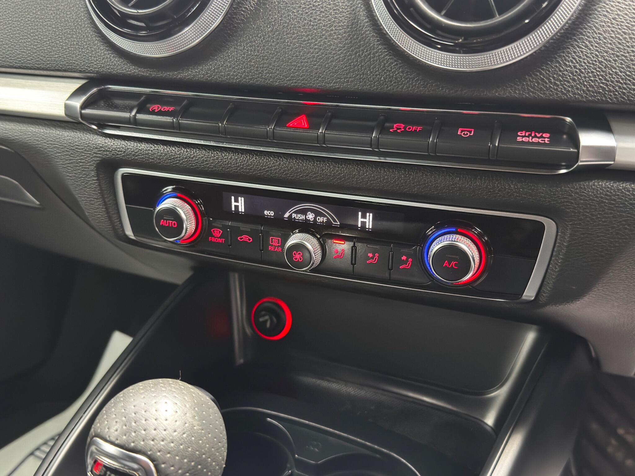 Audi A3 view 20