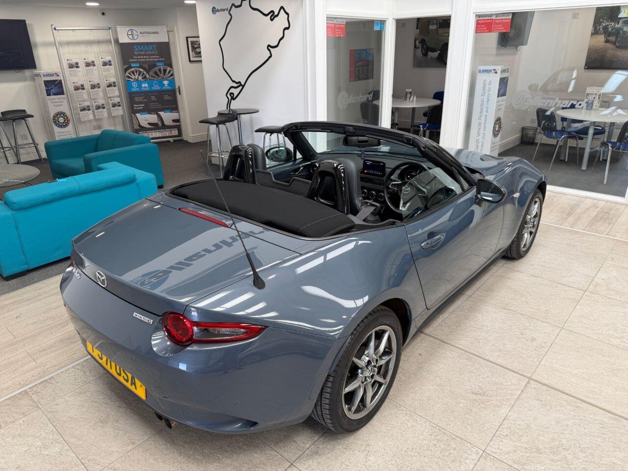 Mazda Skyactiv-G view 24