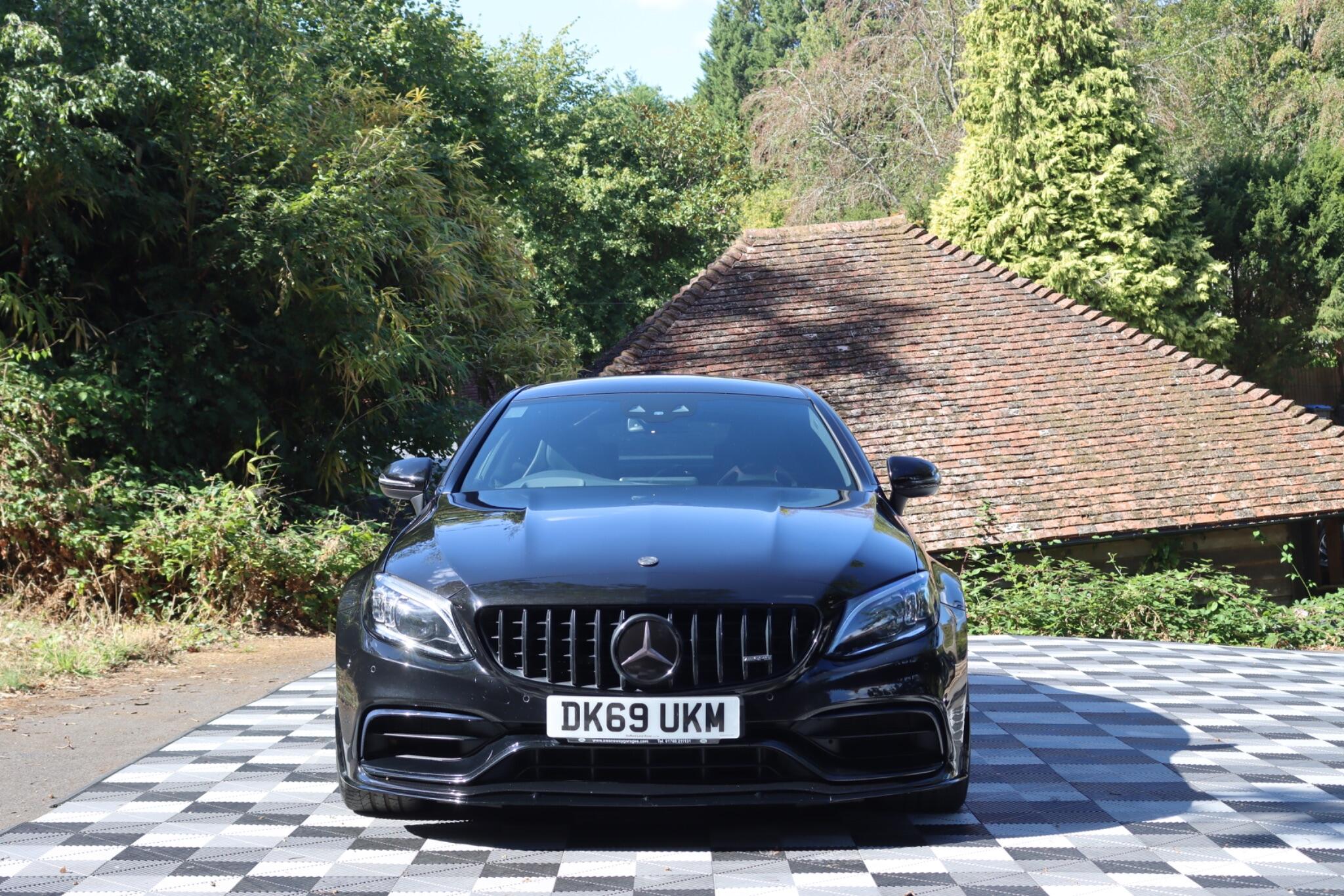 Mercedes-Benz C-Class view 23