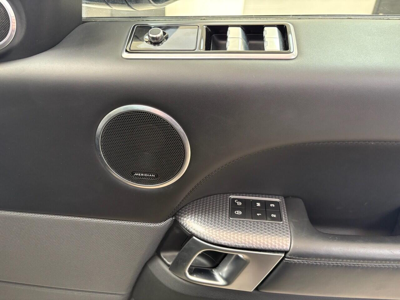 Land Rover Range Rover Sport view 20