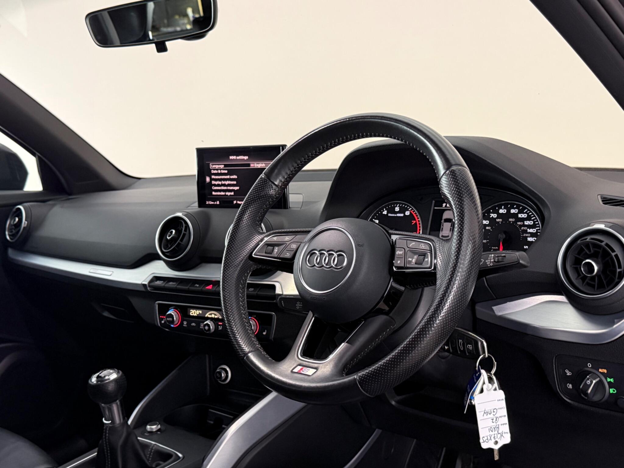 Audi Q2 view 3